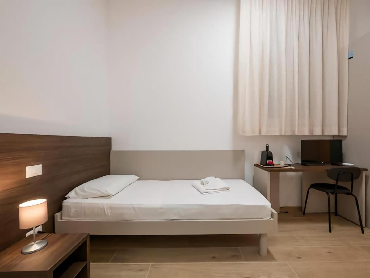 ホテル Casa Sforza ミラノ エクステリア 写真