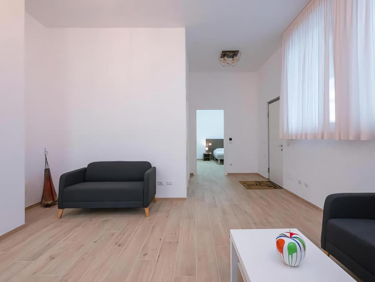 ホテル Casa Sforza ミラノ エクステリア 写真