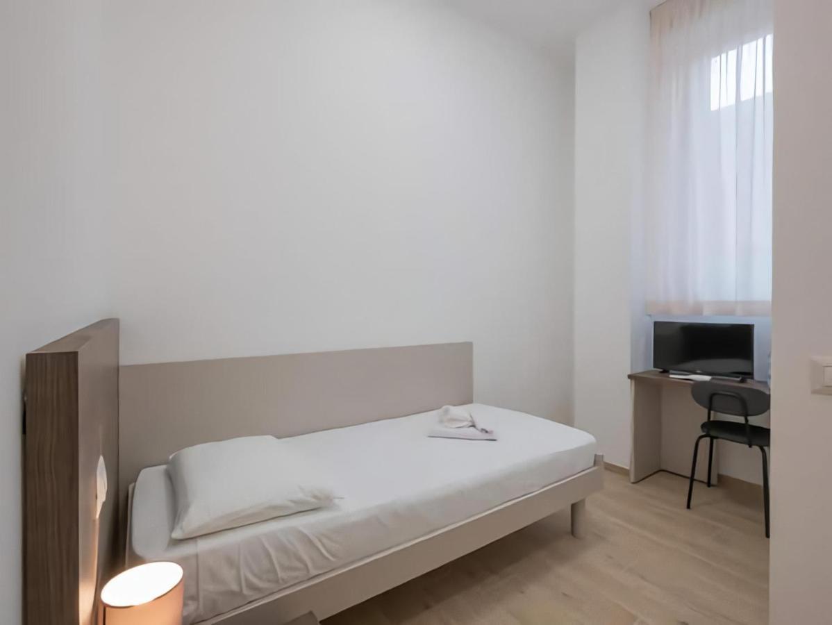 ホテル Casa Sforza ミラノ エクステリア 写真