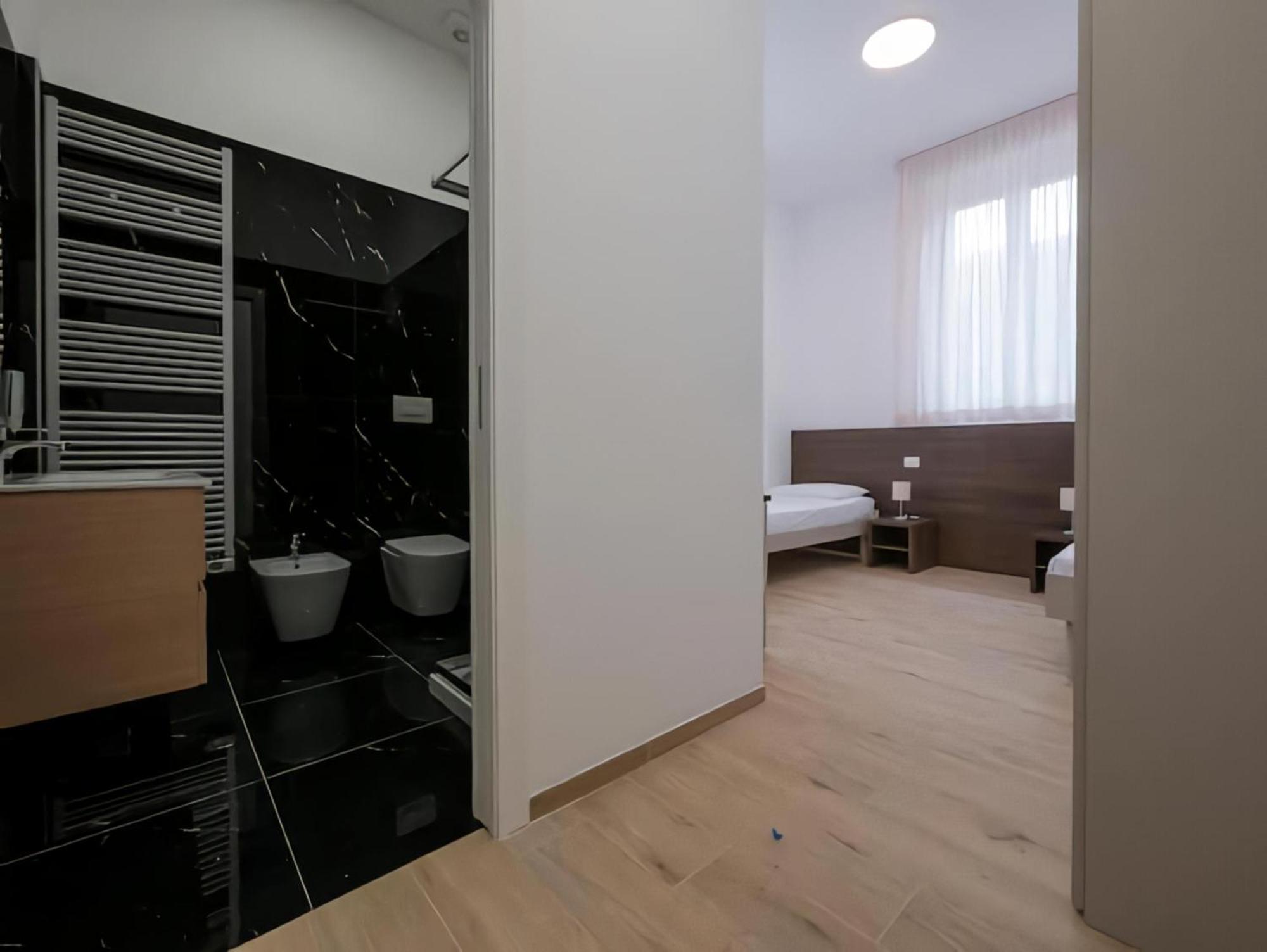 ホテル Casa Sforza ミラノ エクステリア 写真